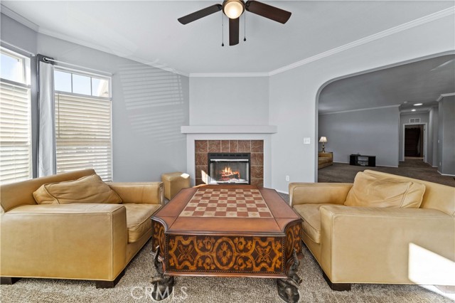 Detail Gallery Image 8 of 35 For 2107 Colleen Dr, Rosamond,  CA 93560 - 3 Beds | 2 Baths