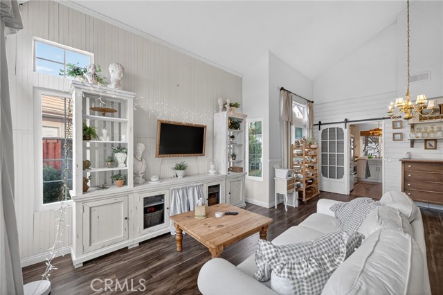 Detail Gallery Image 8 of 55 For 29737 Calle Palmas, Temecula,  CA 92591 - 4 Beds | 3 Baths