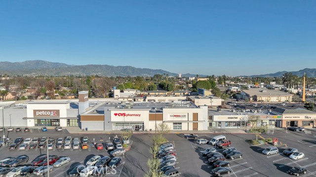 Detail Gallery Image 45 of 58 For 6308 Coldwater Canyon, North Hollywood,  CA 91606 - – Beds | – Baths