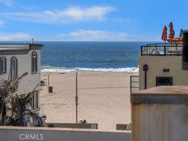 38 Hermosa Avenue, Hermosa Beach, California 90254, 3 Bedrooms Bedrooms, ,3 BathroomsBathrooms,Residential,Sold,Hermosa,OC21168539