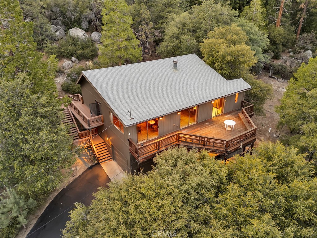 https://media.crmls.org/medias/39f338f8-0ad1-41e2-8e69-101d08b59fa6.jpg?preset=X-Large