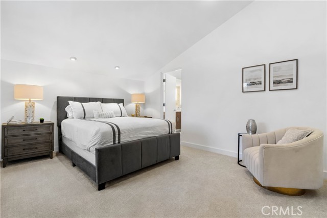 Detail Gallery Image 16 of 22 For 715 Bayside Dr, Newport Beach,  CA 92660 - 4 Beds | 3/1 Baths