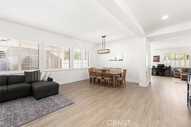 Detail Gallery Image 10 of 47 For 1261 Florence St, Corona,  CA 92882 - 4 Beds | 2 Baths