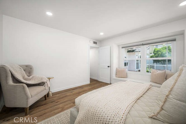 3221 Copa De Oro Drive, Los Alamitos CA: https://media.crmls.org/medias/39f58675-5d30-4d64-b384-ec860c10da75.jpg