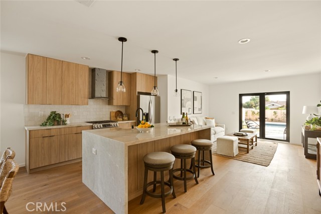 Detail Gallery Image 12 of 37 For 6652 Hough St, Los Angeles,  CA 90042 - 3 Beds | 3 Baths