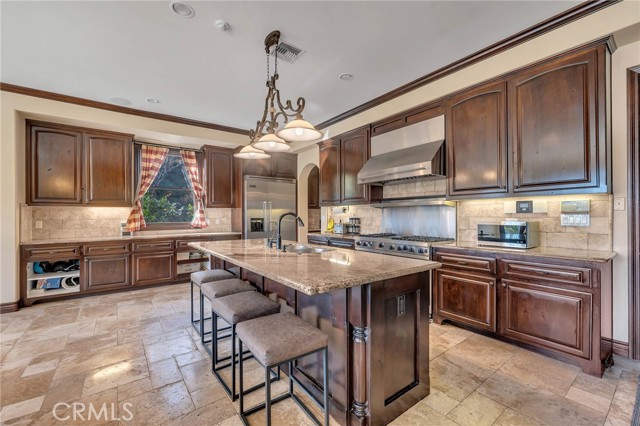 Detail Gallery Image 39 of 66 For 25340 Twin Oaks Pl, Valencia,  CA 91381 - 5 Beds | 5/2 Baths