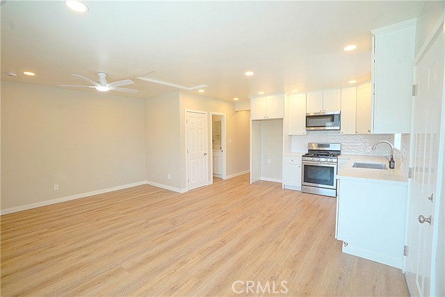 Detail Gallery Image 2 of 15 For 2531 Tampa St, Pomona,  CA 91766 - 2 Beds | 2 Baths