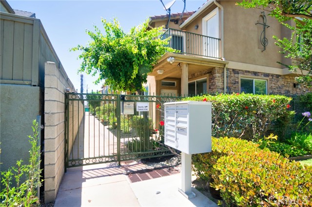 Image 2 for 20807 Seine Ave #5, Lakewood, CA 90715