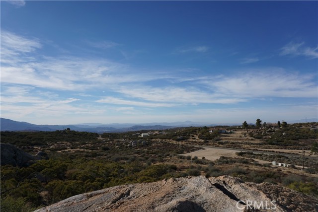 Detail Gallery Image 17 of 63 For 49947 Bradford Rd, Aguanga,  CA 92536 - 3 Beds | 2/1 Baths