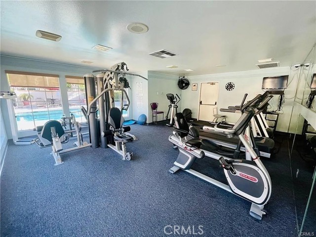 Detail Gallery Image 16 of 26 For 181 S Cross Creek Rd #E,  Orange,  CA 92869 - 1 Beds | 1 Baths