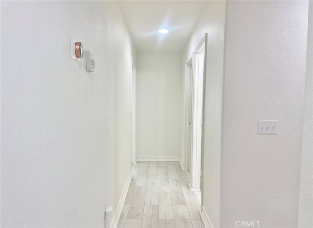 https://media.crmls.org/medias/39f8621c-a014-40ac-bccc-71290470d7cc.jpg?preset=X-Large