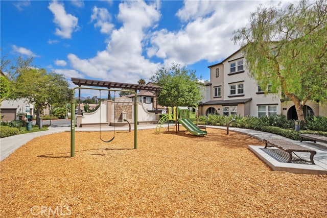 12 Ibiza, Rancho Santa Margarita CA: https://media.crmls.org/medias/39f94084-6cef-4f80-8396-f4b97ccd8f13.jpg