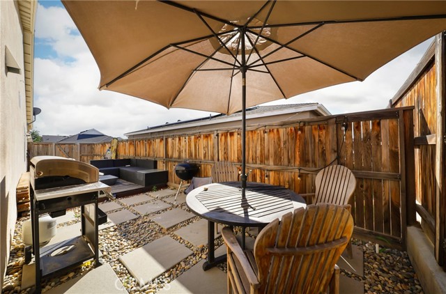 Detail Gallery Image 23 of 27 For 9612 Cobble Creek Dr, Shafter,  CA 93263 - 4 Beds | 2 Baths