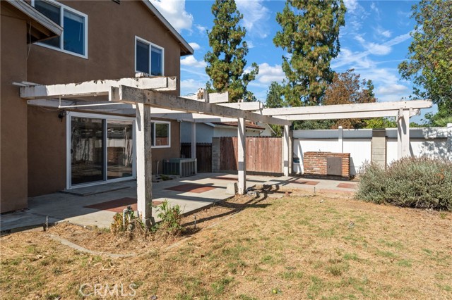 19635 Pilario Street, Rowland Heights CA: https://media.crmls.org/medias/39fa0c7a-afd9-42b6-a0a7-0cc9d036c92a.jpg