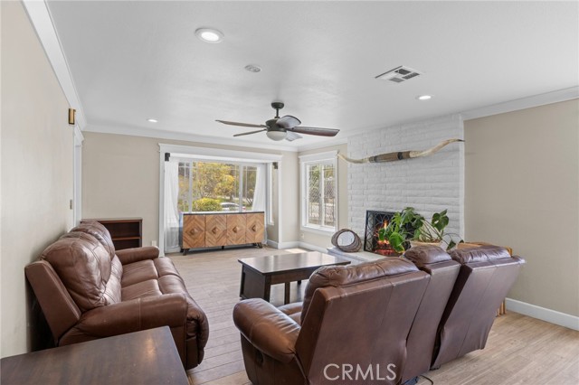 23994 Prado Lane, Colton CA: https://media.crmls.org/medias/39fa158f-8550-4a2f-9e75-c3c0de3c2d25.jpg