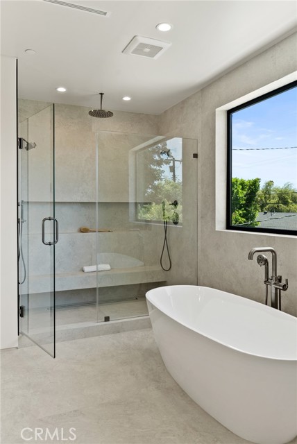 Detail Gallery Image 39 of 75 For 14738 Otsego St, Sherman Oaks,  CA 91403 - 5 Beds | 5/1 Baths