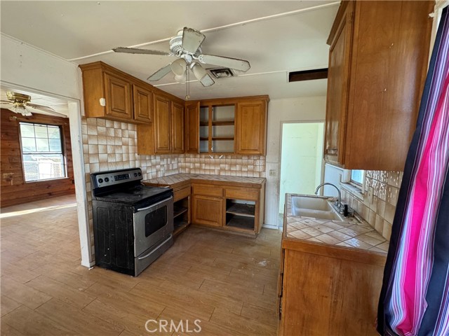 Detail Gallery Image 11 of 53 For 710 Valley Ave, Needles,  CA 92363 - 4 Beds | 2 Baths