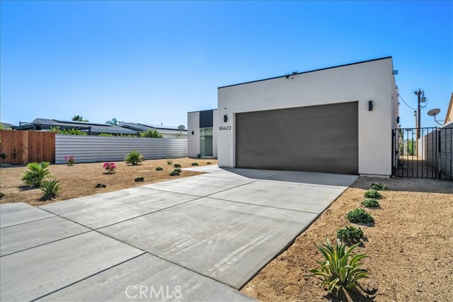 Front Image Thumbnail for CRPW25271300