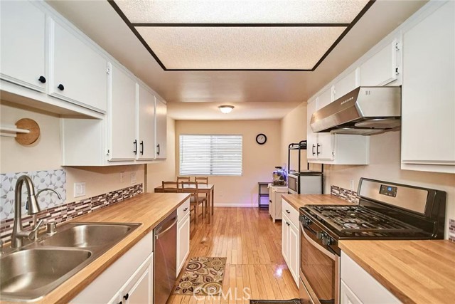 Detail Gallery Image 8 of 16 For 928 N Redding Way #D,  Upland,  CA 91786 - 3 Beds | 2/1 Baths