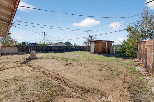Detail Gallery Image 31 of 42 For 15254 Las Piedras Dr, Victorville,  CA 92395 - 4 Beds | 2 Baths