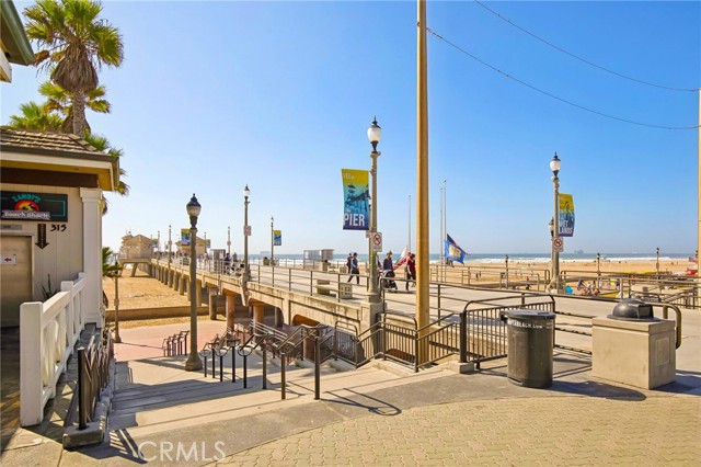 21254 Lorca Circle, Huntington Beach CA: https://media.crmls.org/medias/39fcdc6e-4a7d-4f22-bfde-f35ec00e26ee.jpg