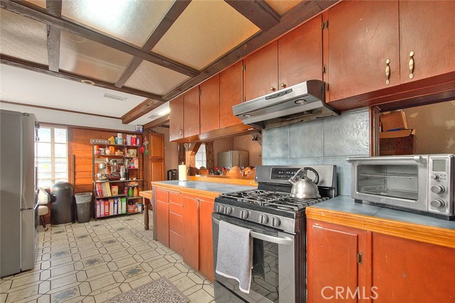 Detail Gallery Image 16 of 48 For 18087 San Bernardino, Bloomington,  CA 92316 - 3 Beds | 1/1 Baths