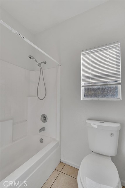 Detail Gallery Image 24 of 55 For 3901 Vicksburg Ct, Hemet,  CA 92545 - 5 Beds | 3 Baths