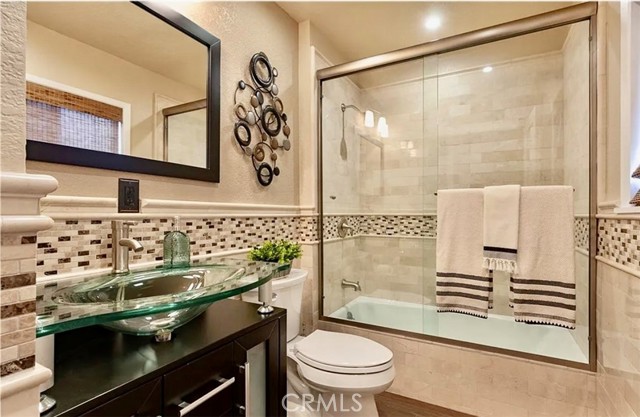 Detail Gallery Image 9 of 14 For 627 Chipmunk, Big Bear Lake,  CA 92315 - 3 Beds | 1/1 Baths