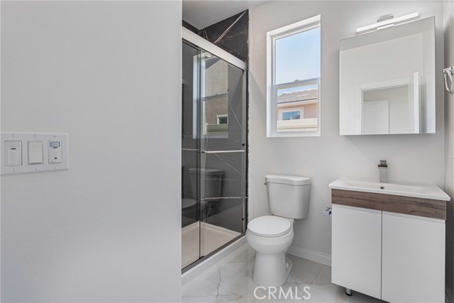 Detail Gallery Image 20 of 46 For 14424 Buvan Ct, Moreno Valley,  CA 92555 - 5 Beds | 3/1 Baths