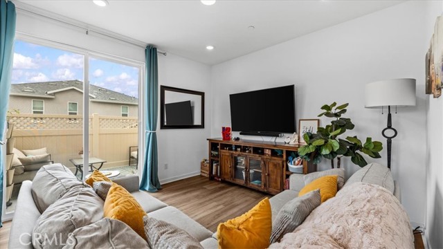 1368 Anise Way, Upland CA: https://media.crmls.org/medias/3a0006ac-8423-4835-b281-e1aa0a890e45.jpg