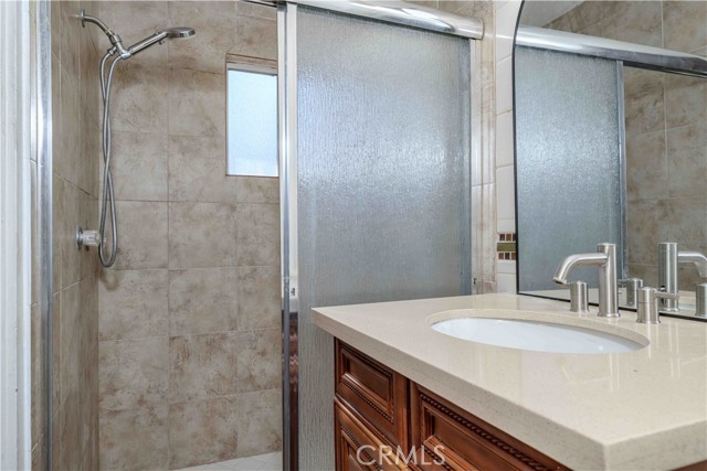 Detail Gallery Image 20 of 33 For 123 S Olive St, Anaheim,  CA 92805 - 4 Beds | 3 Baths