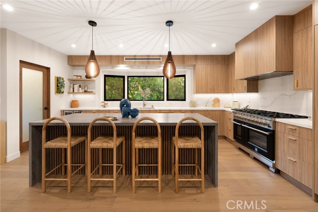 Image 30 of 75 For 775 Linda Vista