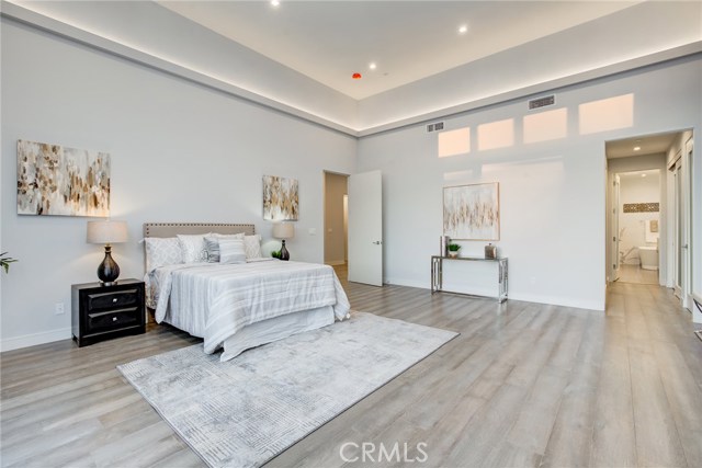 206 Juanita Avenue, Redondo Beach, California 90277, 4 Bedrooms Bedrooms, ,3 BathroomsBathrooms,Residential,Sold,Juanita,PV20030908