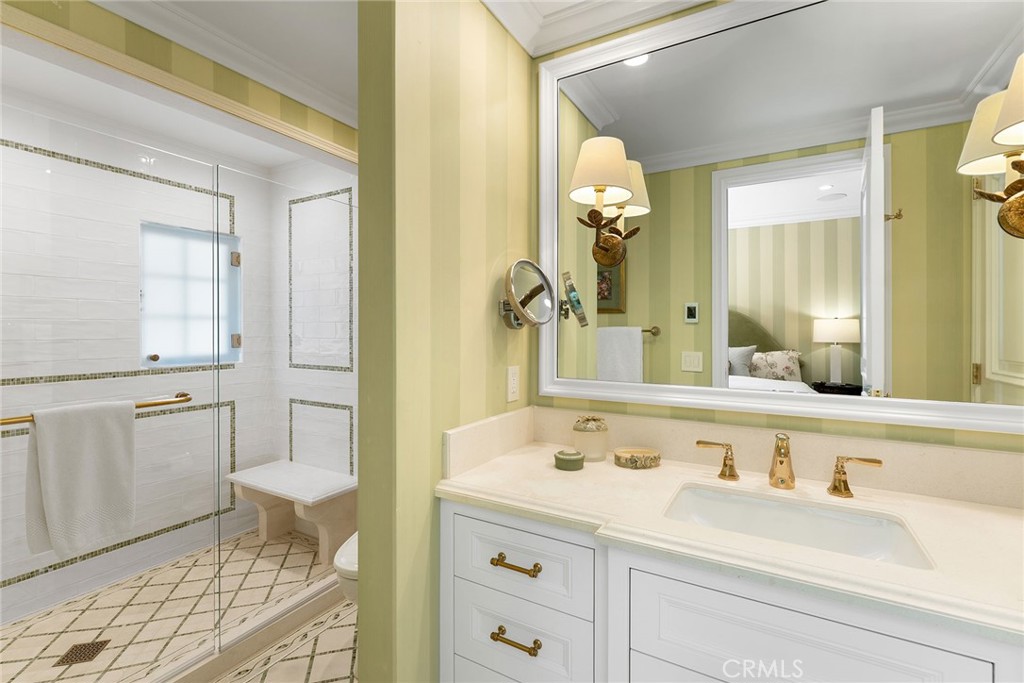 3a012303 E319 4da2 A746 541d99c18181