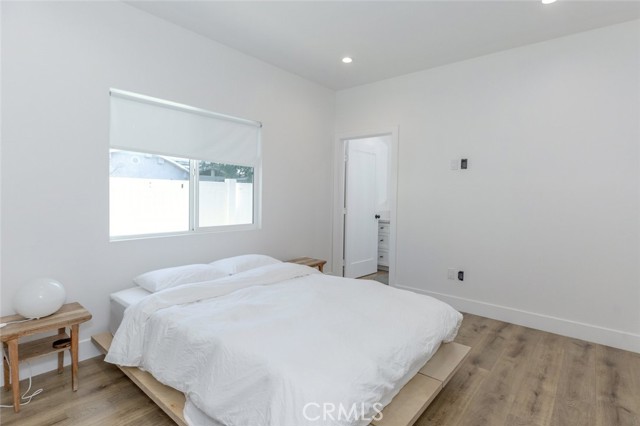 25101 Vermont Drive, Newhall CA: https://media.crmls.org/medias/3a016537-26ed-46ef-aac2-19e690500d06.jpg