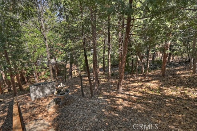 Detail Gallery Image 17 of 49 For 415 Golf Course, Lake Arrowhead,  CA 92352 - 4 Beds | 3/1 Baths