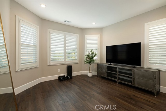 4901 Orleans Drive, Huntington Beach CA: https://media.crmls.org/medias/3a0266da-6782-4461-a7db-9adc0270476c.jpg