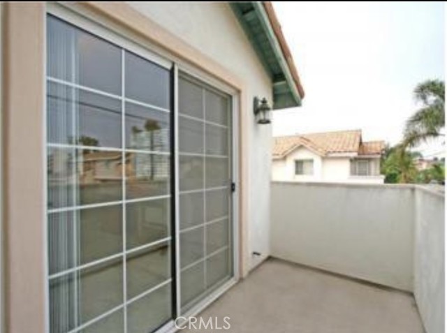 Detail Gallery Image 4 of 4 For 2418 Harriman a,  Redondo Beach,  CA 90278 - 1 Beds | 1 Baths