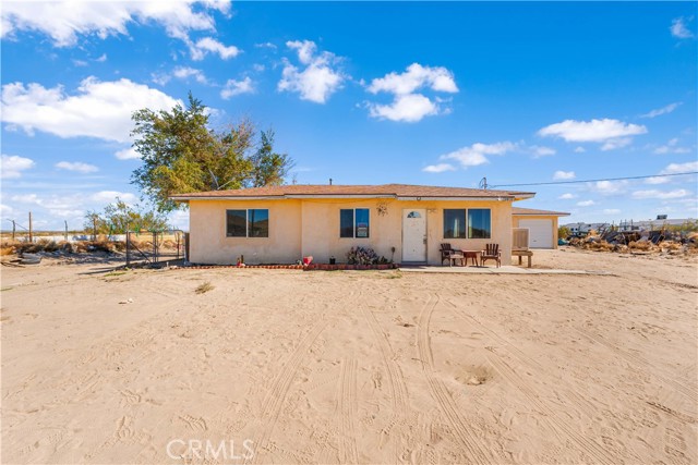 39408 185th Street, Palmdale, California 93591, 2 Bedrooms Bedrooms, ,1 BathroomBathrooms,Single Family Residence,For Sale,185th,SR24042954