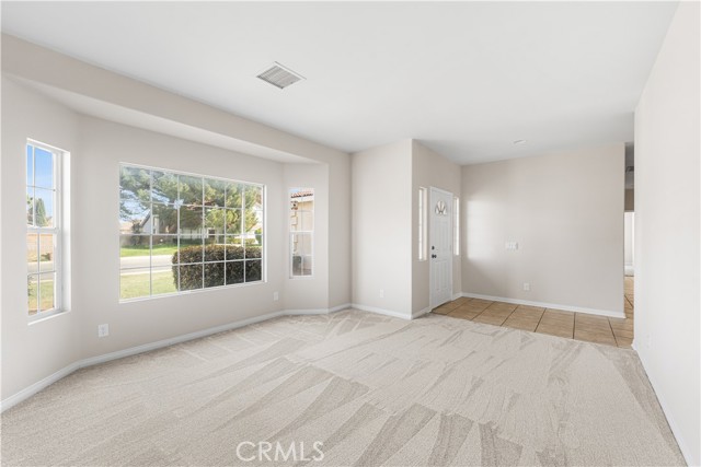 Detail Gallery Image 8 of 39 For 43453 Tali St, Lancaster,  CA 93535 - 3 Beds | 3 Baths