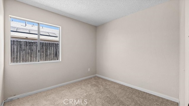 Detail Gallery Image 21 of 36 For 13420 Nutmeg St, Moreno Valley,  CA 92553 - 4 Beds | 2 Baths