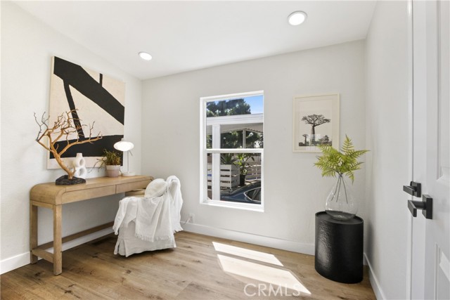 216 Monaco Avenue, Santa Ana CA: https://media.crmls.org/medias/3a04c766-38f2-4ae5-9010-ee0643977618.jpg