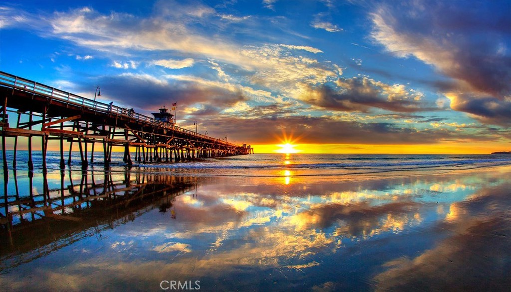 https://media.crmls.org/medias/3a04d12d-64e2-4066-b5e9-b26fddd59382.jpg?preset=X-Large