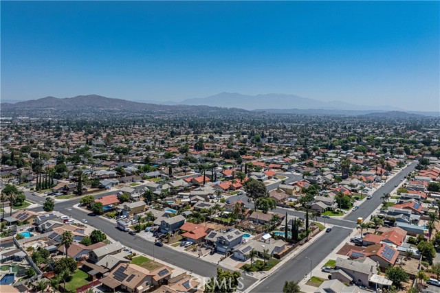 Detail Gallery Image 34 of 36 For 13848 Golden Eagle Ct, Moreno Valley,  CA 92553 - 3 Beds | 3 Baths