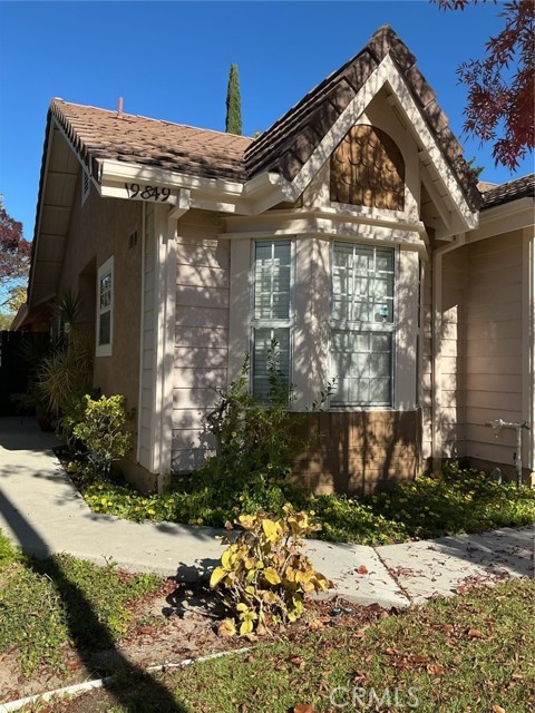 Detail Gallery Image 15 of 50 For 19849 Collins, Canyon Country,  CA 91351 - 3 Beds | 2 Baths