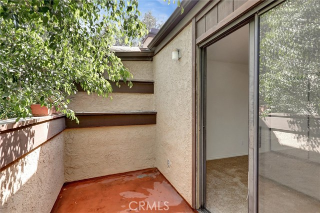 905 Powell Court, Costa Mesa CA: https://media.crmls.org/medias/3a06c486-c816-4239-8fb7-ba8f0fa0e34d.jpg