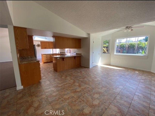 11422 Harrisburg Road, Los Alamitos CA: https://media.crmls.org/medias/3a0704ae-dfd4-48f8-8944-71af6a841b31.jpg