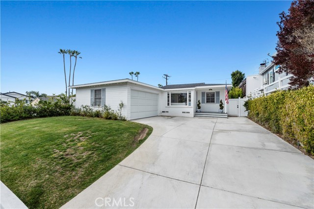 1155 Chestnut Avenue, Manhattan Beach, California 90266, 2 Bedrooms Bedrooms, ,1 BathroomBathrooms,Residential,Sold,Chestnut,SB23024774