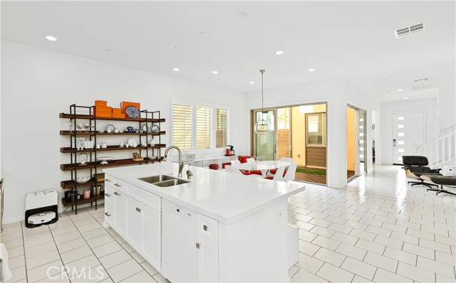 Detail Gallery Image 9 of 40 For 107 Terrapin, Irvine,  CA 92618 - 3 Beds | 2/1 Baths