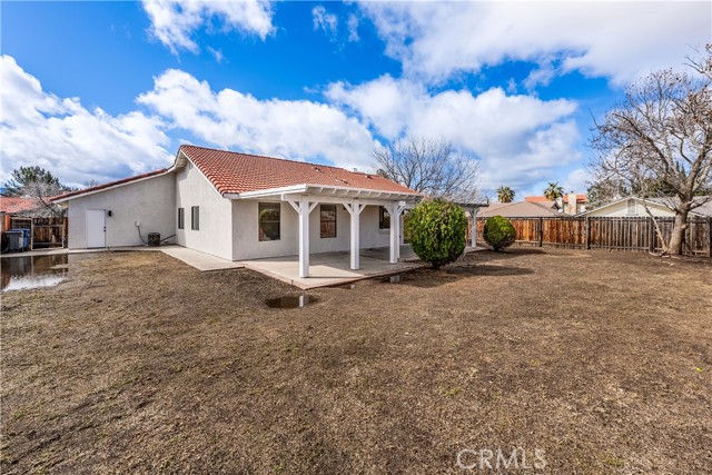 Detail Gallery Image 38 of 42 For 2049 Millcreek Way, Palmdale,  CA 93551 - 4 Beds | 2 Baths
